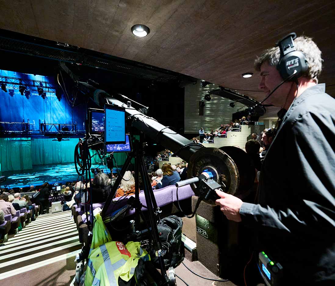 Vivid Case Study - Nye Bevan - the 100th NT Live to Cinema event at the National Theatre