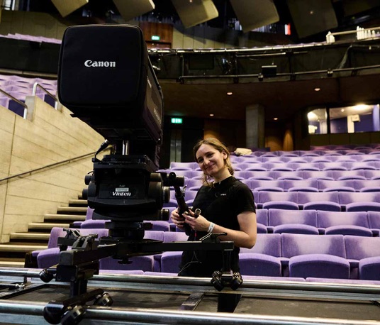 Vivid Case Study - Nye Bevan - the 100th NT Live to Cinema event at the National Theatre