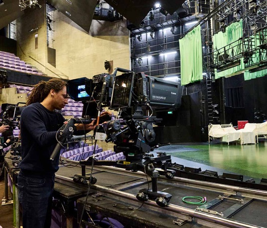 Vivid Case Study - Nye Bevan - the 100th NT Live to Cinema event at the National Theatre