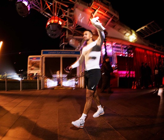 Vivid Case Study - Nike Pegasus Premium lights up the London Eye
