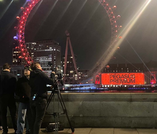 Vivid Case Study - Nike Pegasus Premium lights up the London Eye