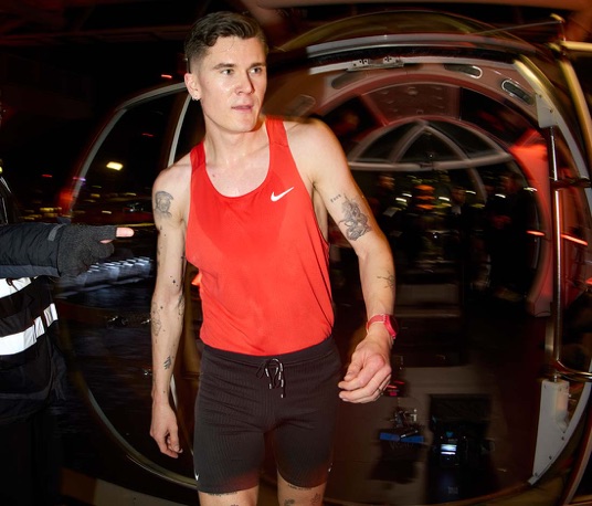 Vivid Case Study - Nike Pegasus Premium lights up the London Eye