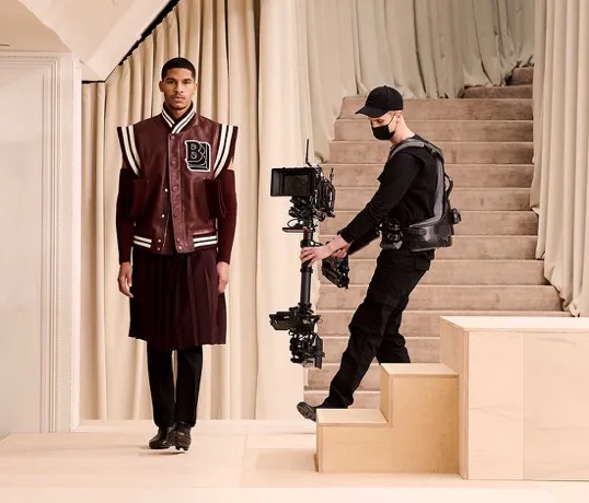 Vivid Fashion broadcast in action