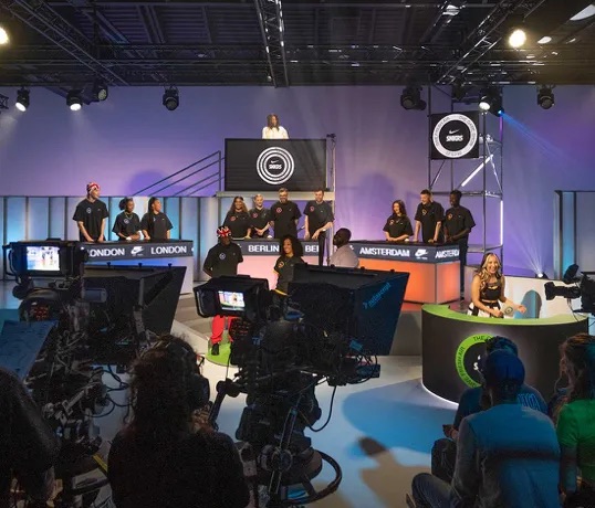 Vivid Fashion broadcast in action