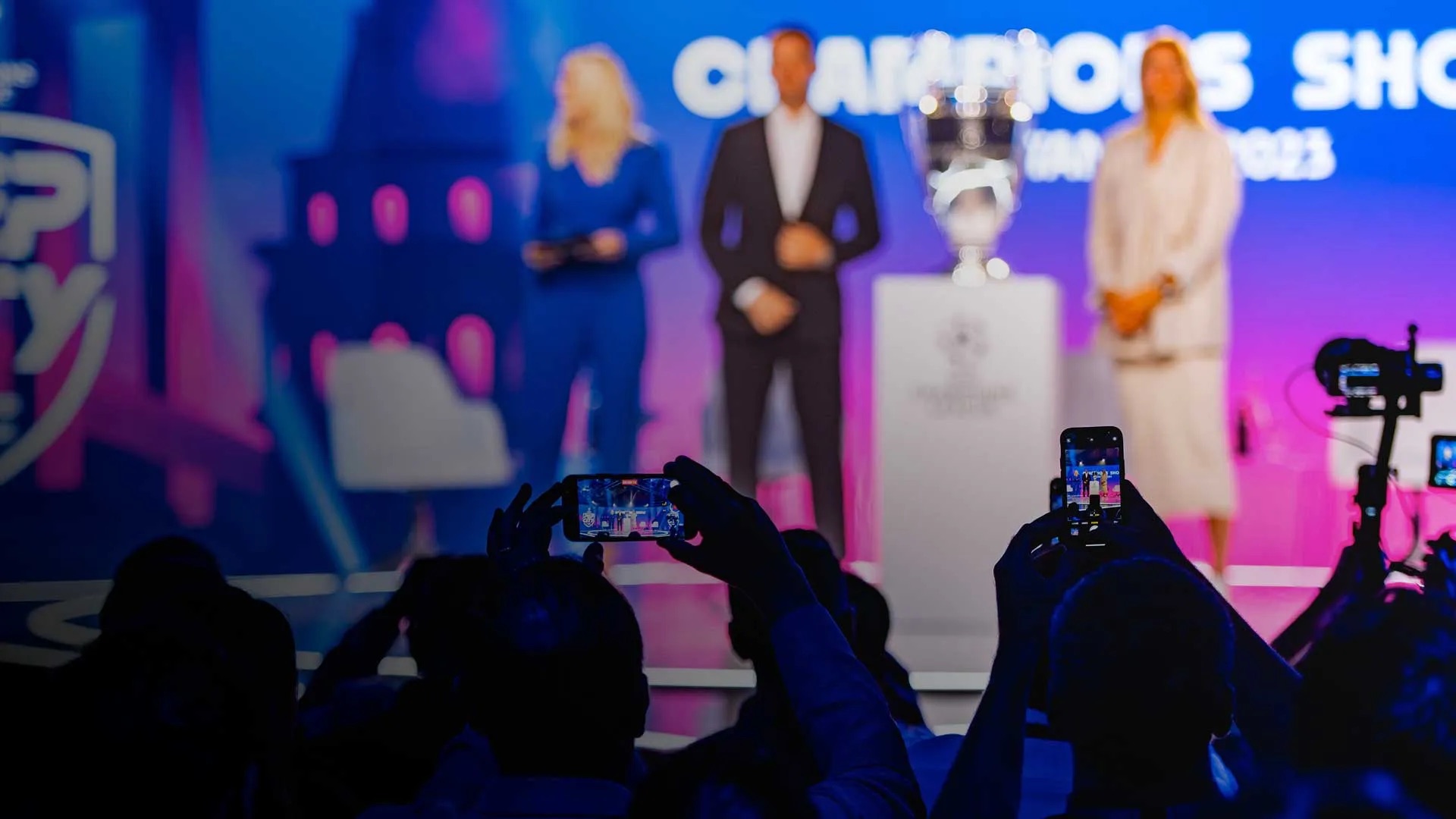 Hybrid Events that feel like Live TV