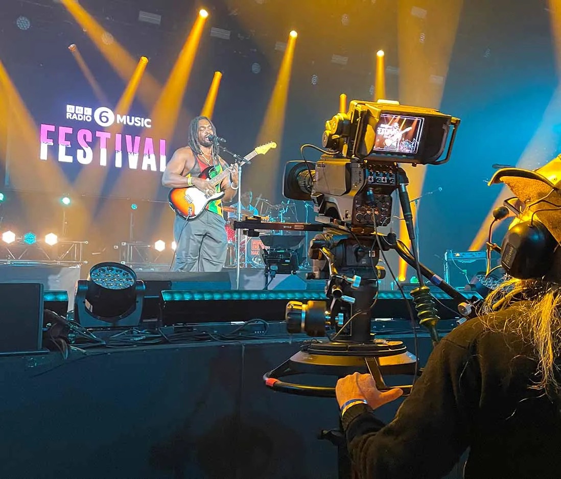 Vivid Music Broadcast in action