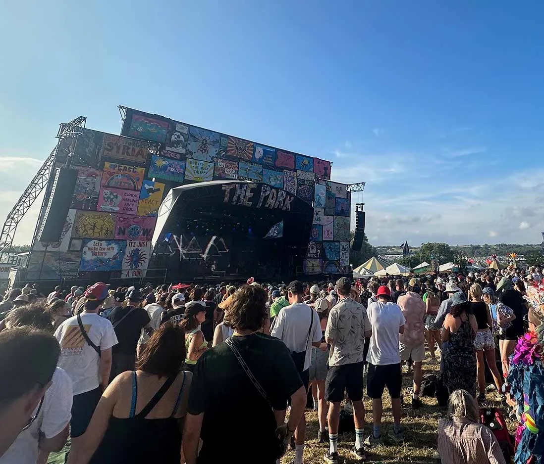 Vivid Music Broadcast in action