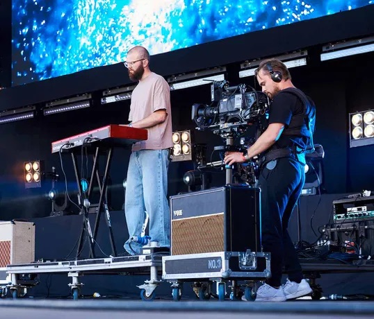 Vivid Music Broadcast in action