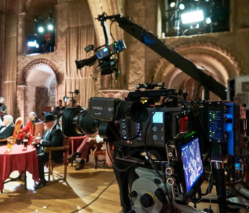 Vivid Broadcast Cinematic Multi-camera Dinosaur Hour