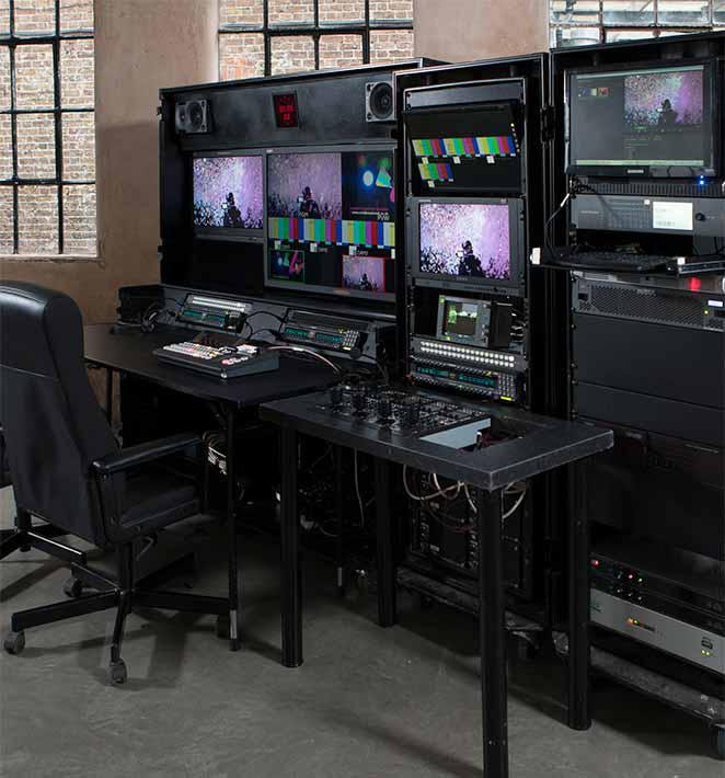 Benefits of Vivid Broadcast Flypacks - Compact